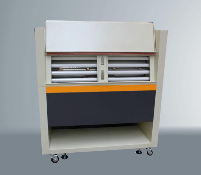 耐气候紫外老化测试箱标准型和平铺式的区别