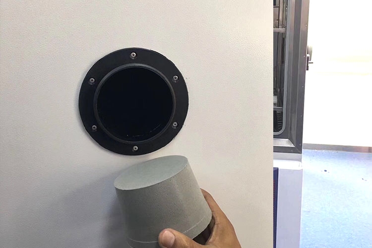 美观传感器测试孔